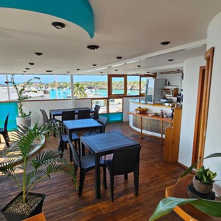 Casa Ocean Pier Bed and Breakfast Puerto Ayora  Exteriör bild