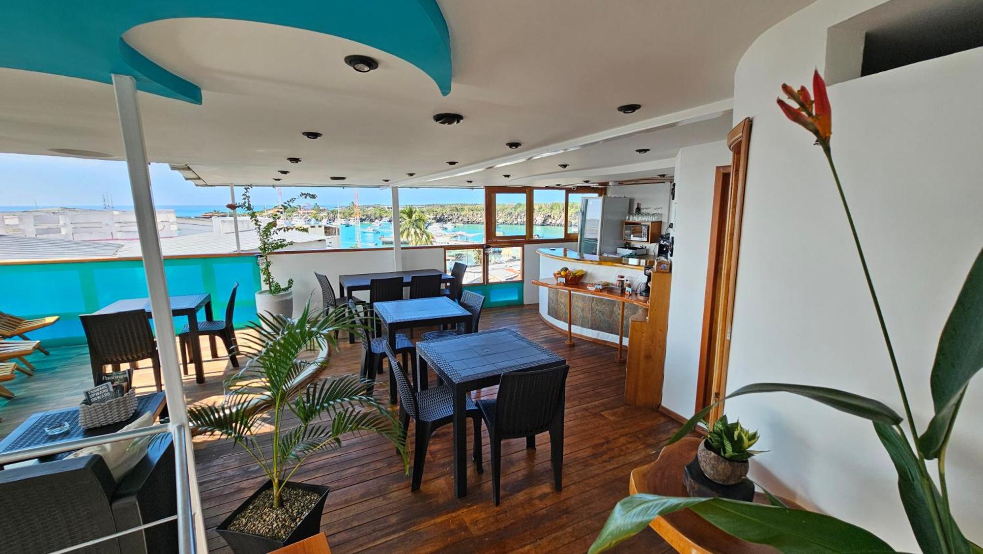 Casa Ocean Pier Bed and Breakfast Puerto Ayora  Exteriör bild