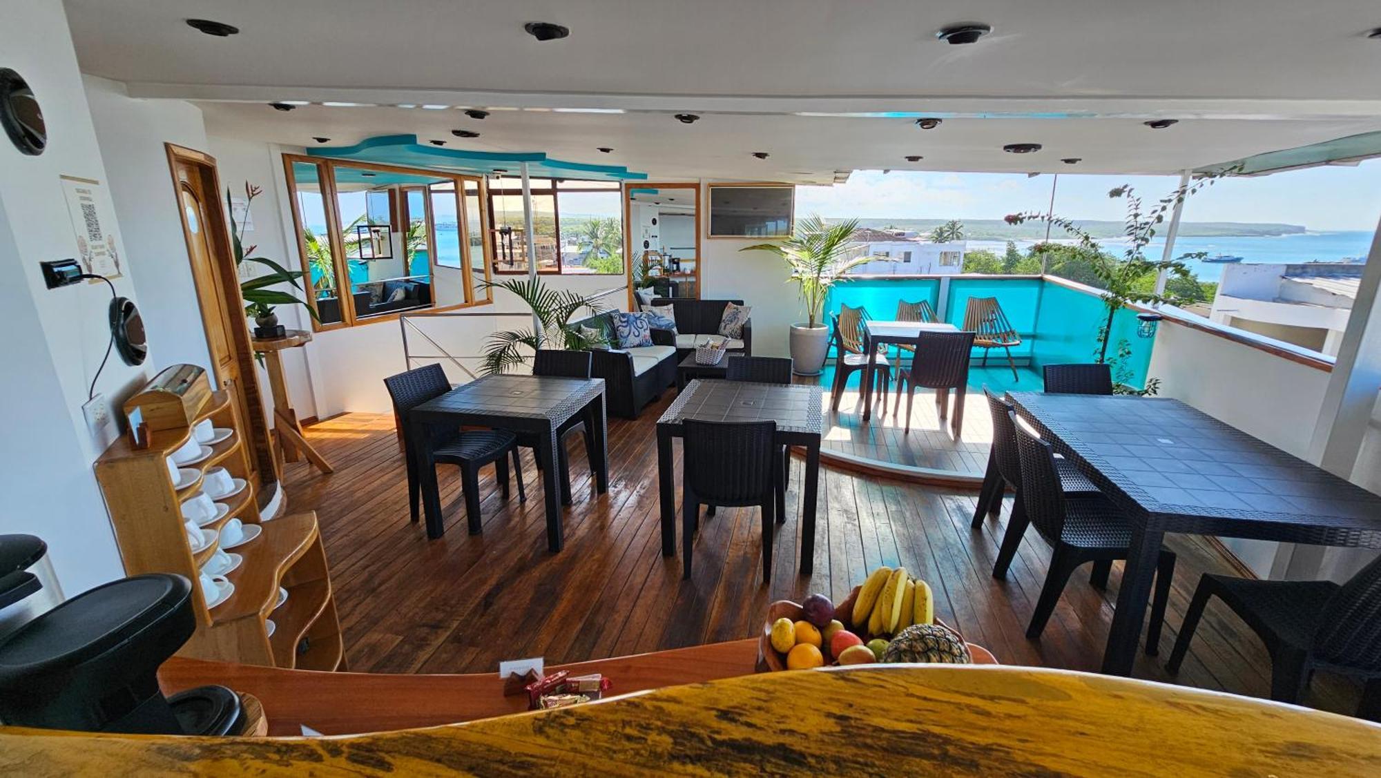 Casa Ocean Pier Bed and Breakfast Puerto Ayora  Exteriör bild